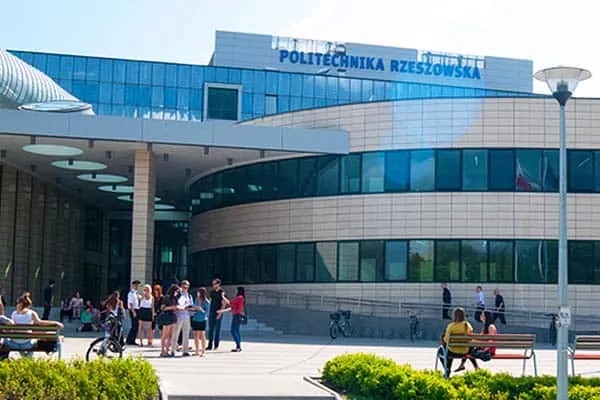 Ngành Kỹ thuật dân dụng và môi trường tại Đại học Công nghệ Rzeszow Ba Lan
